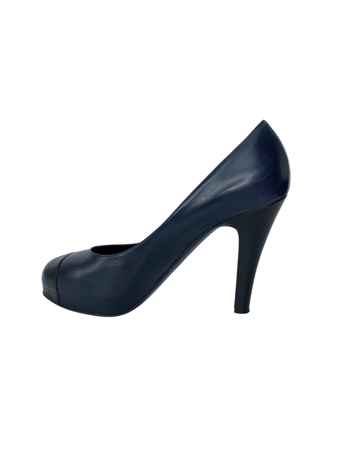 Chanel Leather Round Toe Pump |US9.5|FR39.5|