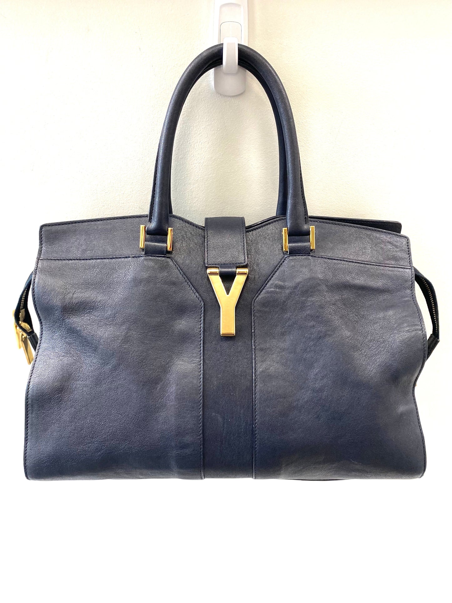 Yves Saint Laurent LEATHER MEDIUM TOTE BAG