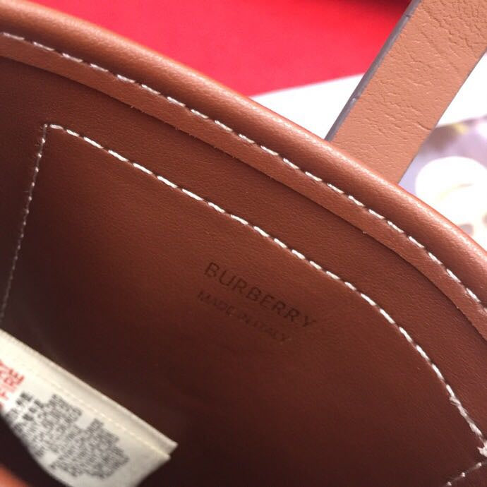 Burberry Bags - Bagsattire   188