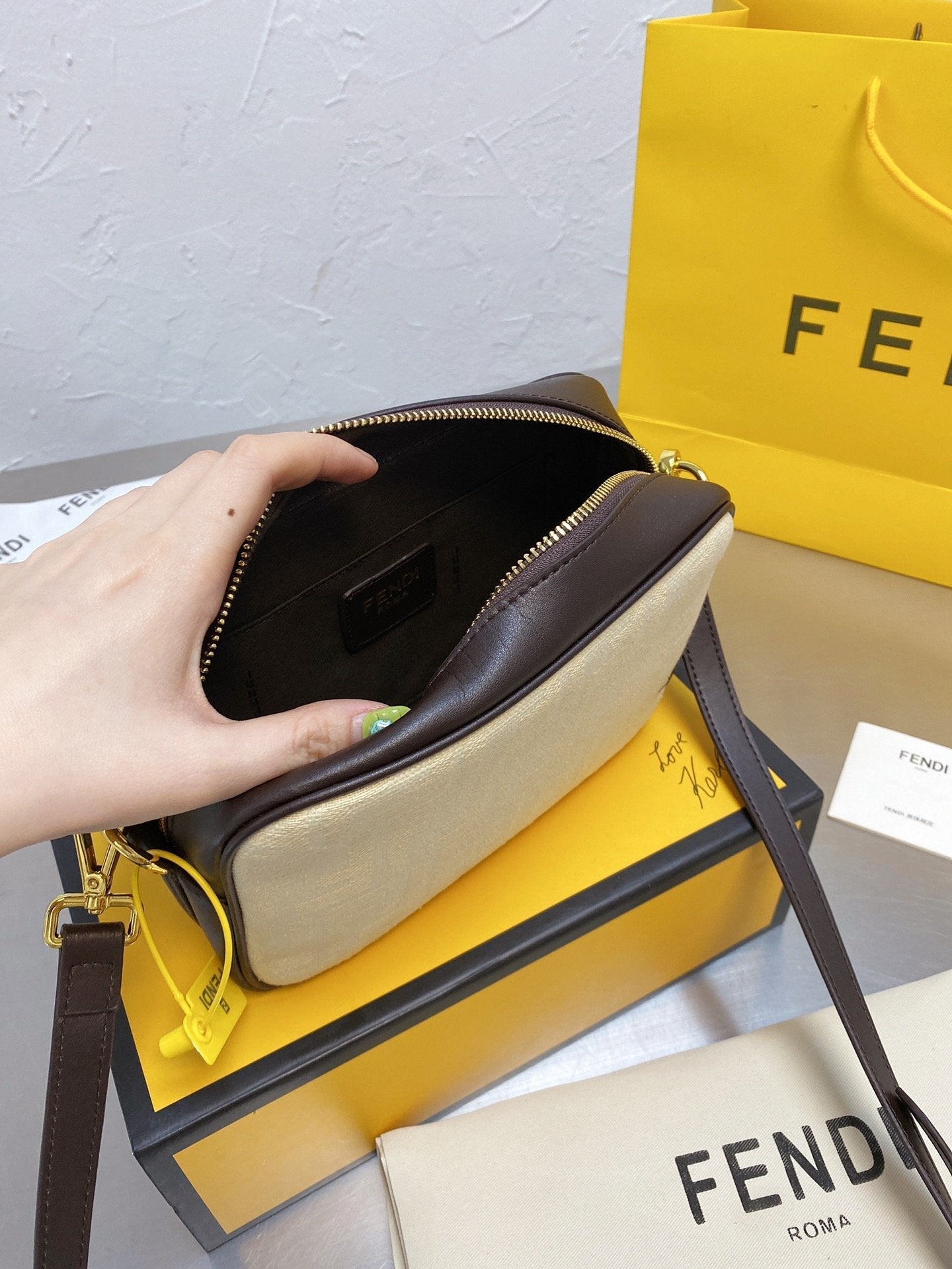 NEW Arrival Bags Fendi 129