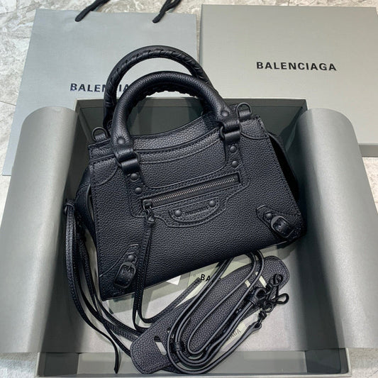 Bags Attire - Balenciaga Bags - 556