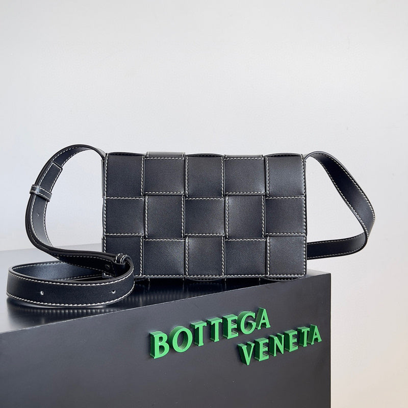 Bags Attire - Bottega Veneta Bags - 384