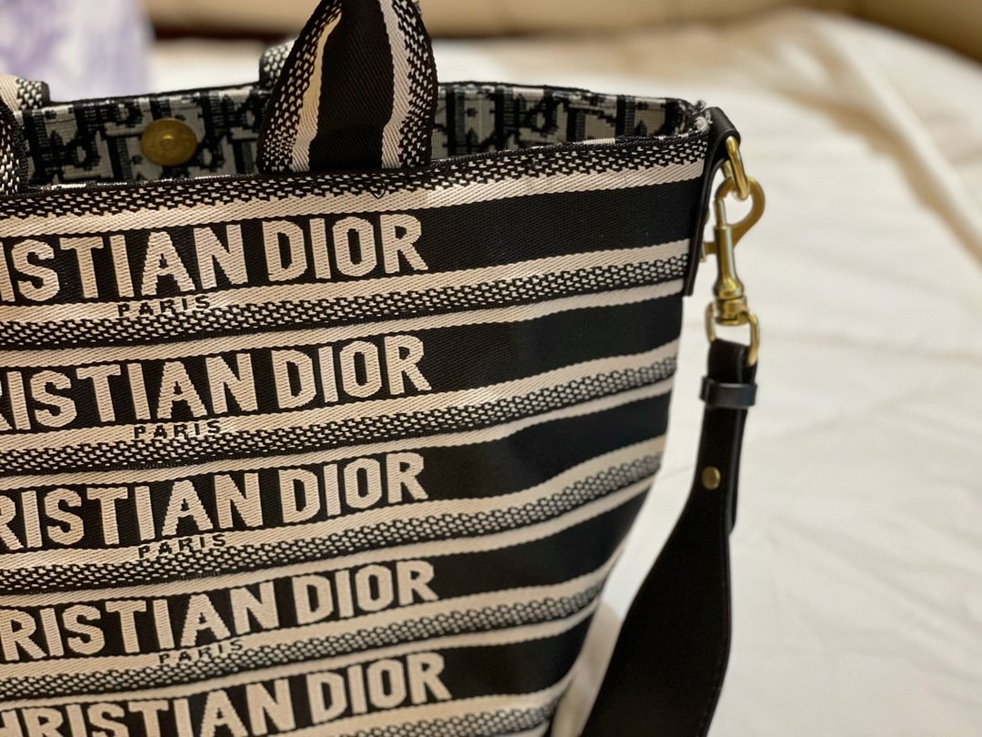 EN - New Arrival Bags Christian Dior 310