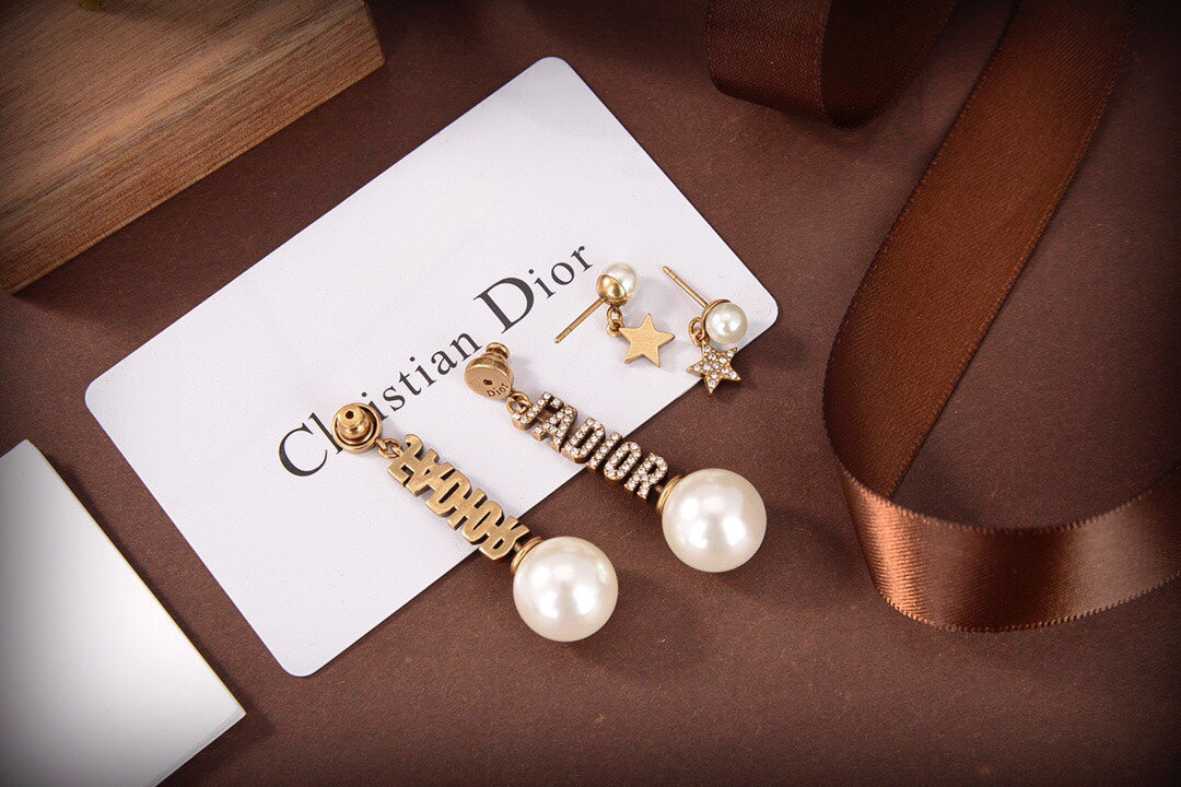 EN - Lux Earring Christian Dior 060