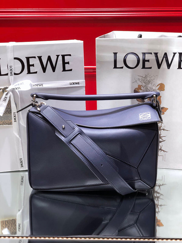 Bags Attire - Loewe Bags - 909