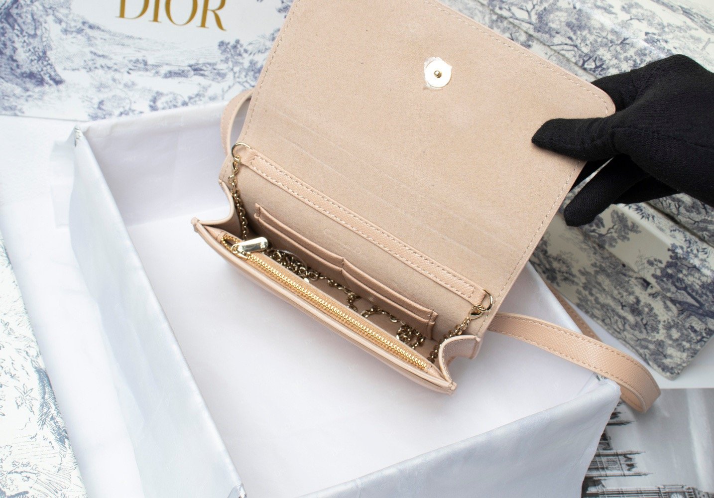 Luxury Handbags Christian Dior 132