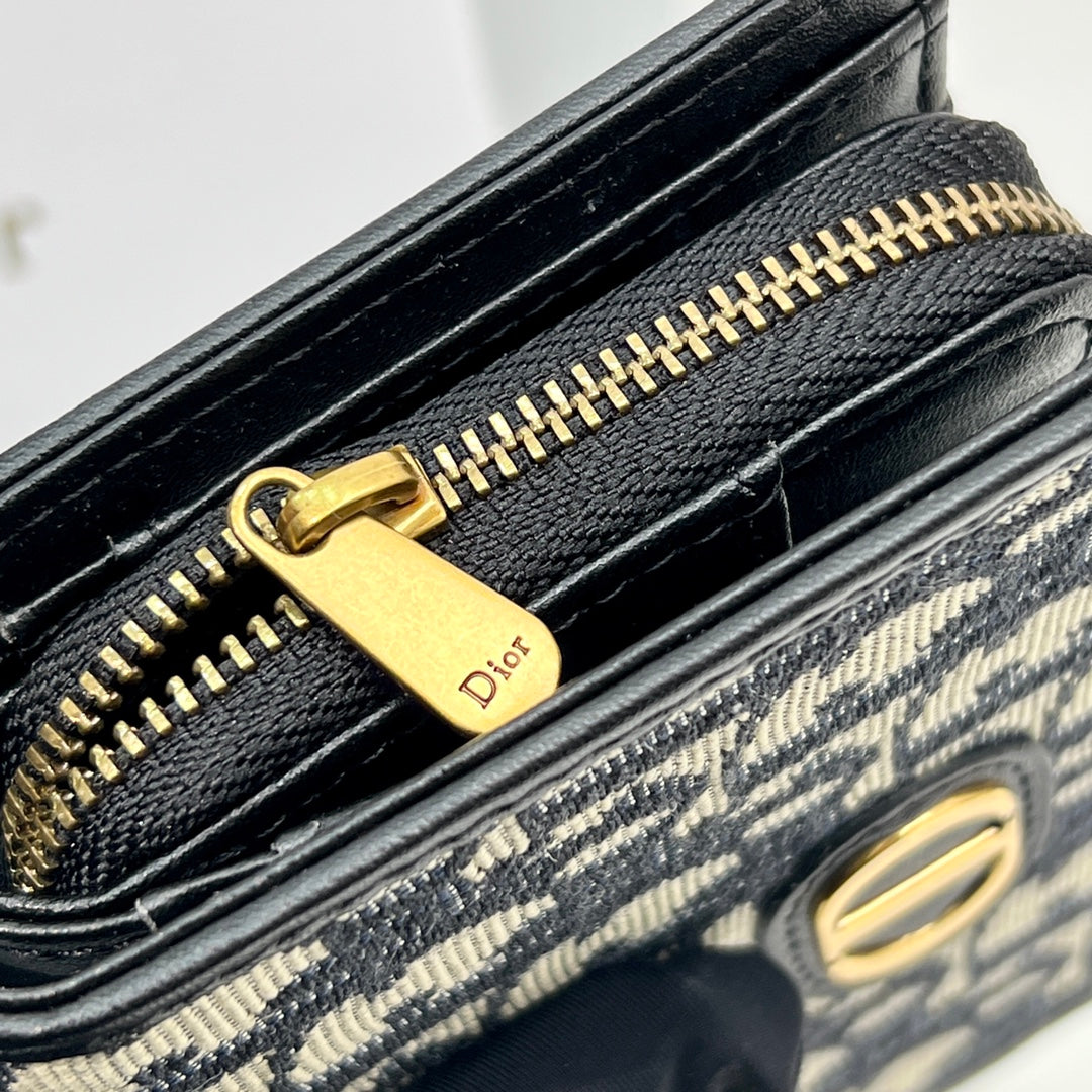 EN - New Arrival Wallet Christian Dior 013