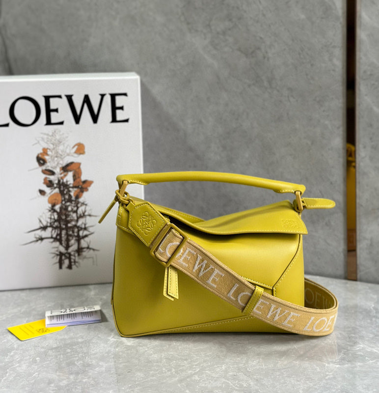 Bags Attire - Loewe Bags - 898