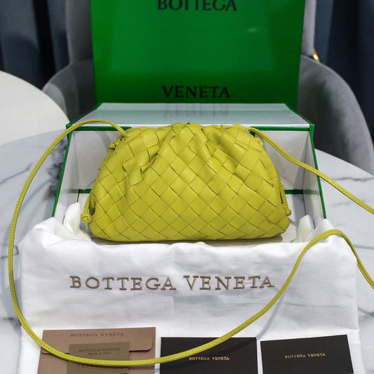 Bags Attire - Bottega Veneta Bags - 700