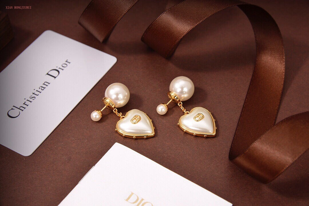 EN - Lux Earring Christian Dior 029