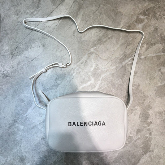 Bags Attire - Balenciaga Bags - 1587