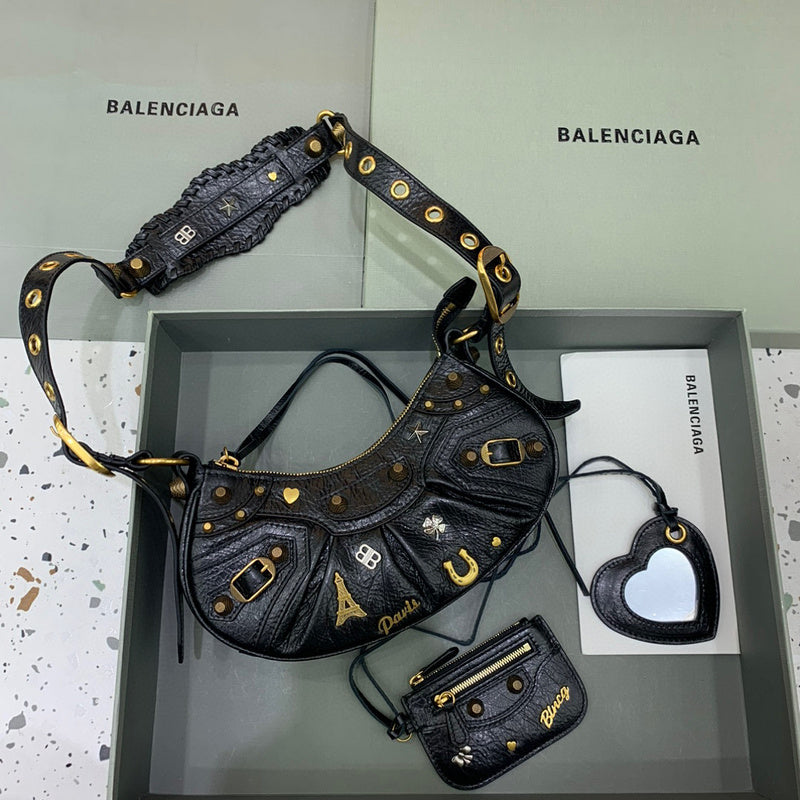 Bags Attire - Balenciaga Bags - 777