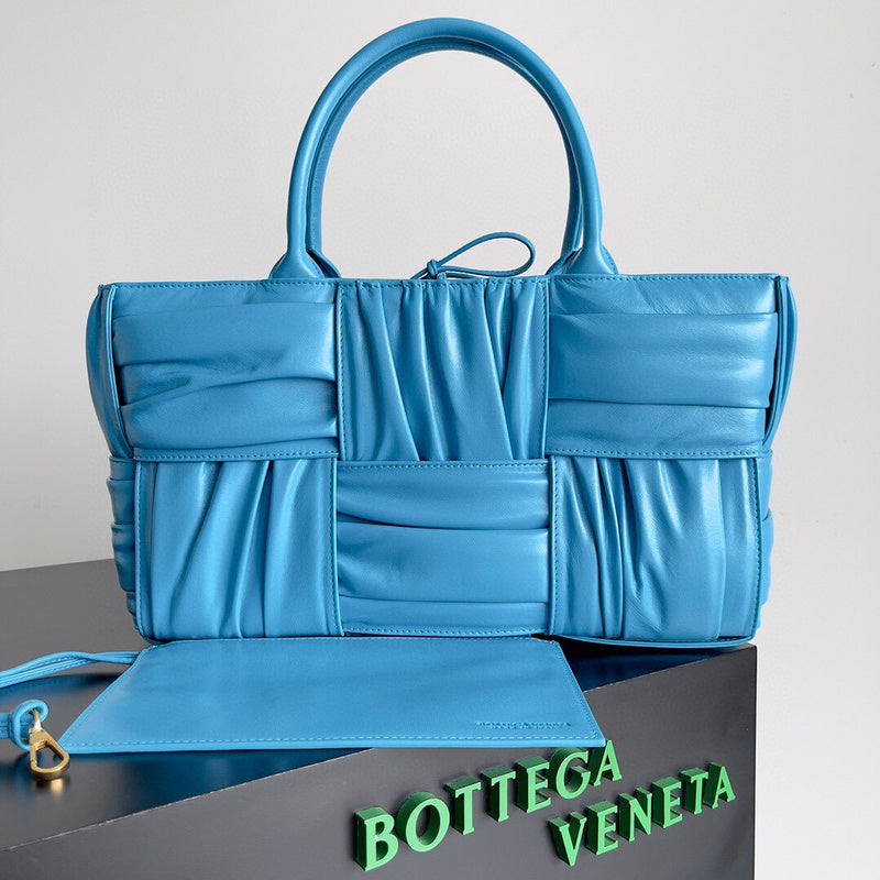 Bags Attire - Bottega Veneta Bags - 630