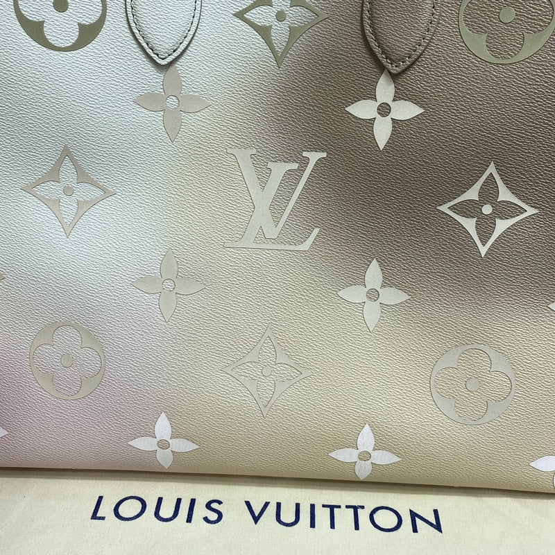 Bags Attire Louis Vuitton bags - 2454