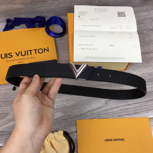 Leather Belt Louis Vuitton