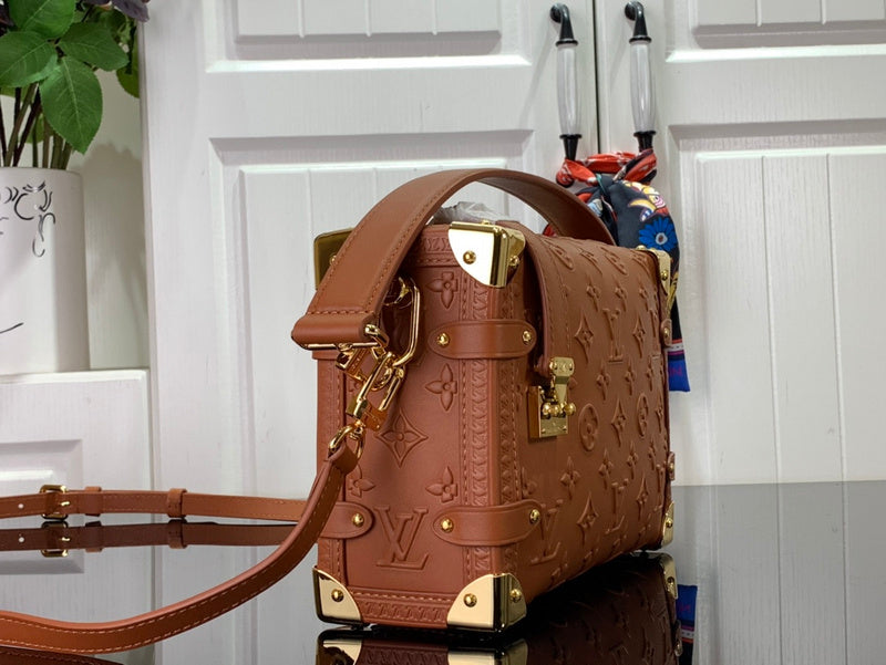 Bags Attire Louis Vuitton bags - 2470