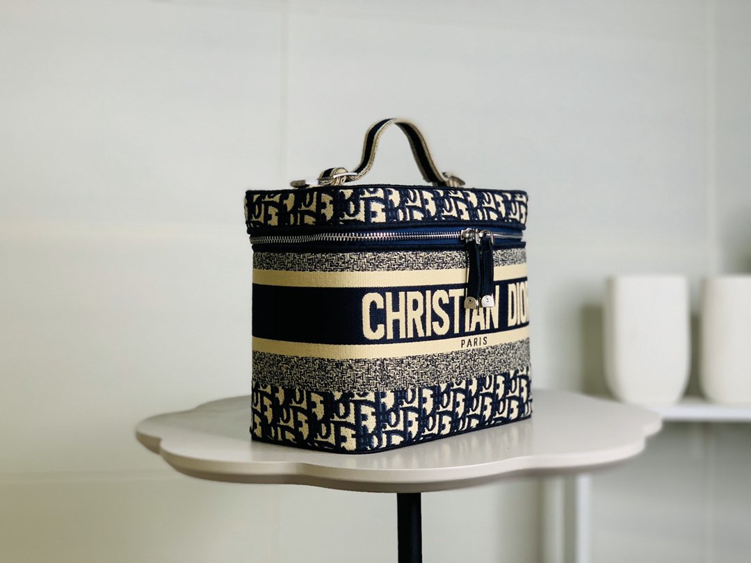 EN - New Arrival Bags Christian Dior 130