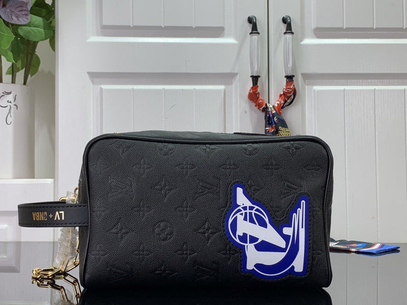Bags Attire Louis Vuitton bags - 2488