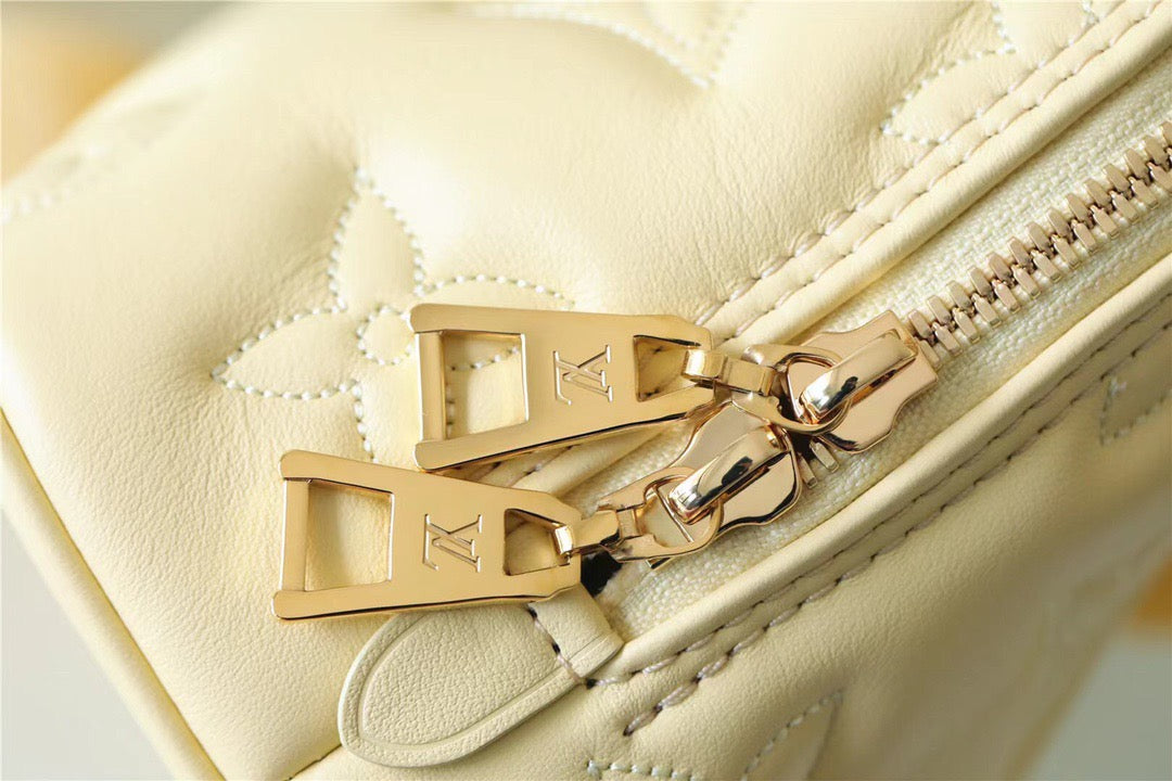 LV Alma BB Banana Yellow For Women, Shoulder And Crossbody Bags 9.6in/25cm LV M59821