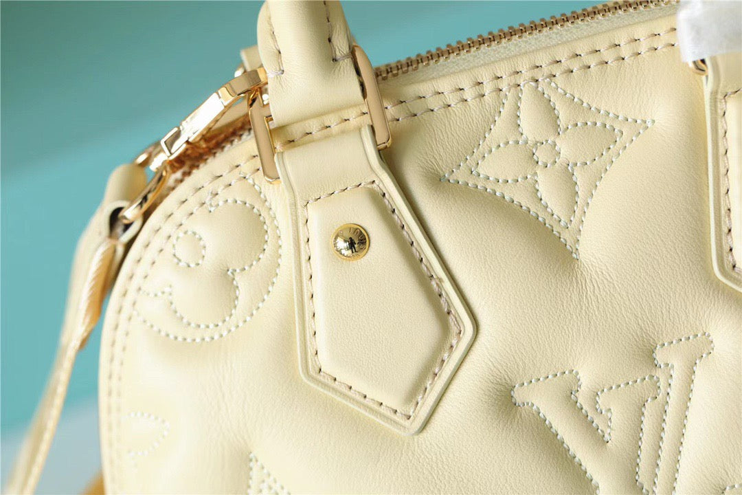 LV Alma BB Banana Yellow For Women, Shoulder And Crossbody Bags 9.6in/25cm LV M59821
