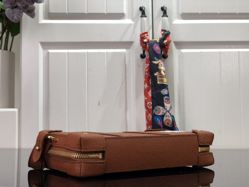 Bags Attire Louis Vuitton bags - 2489