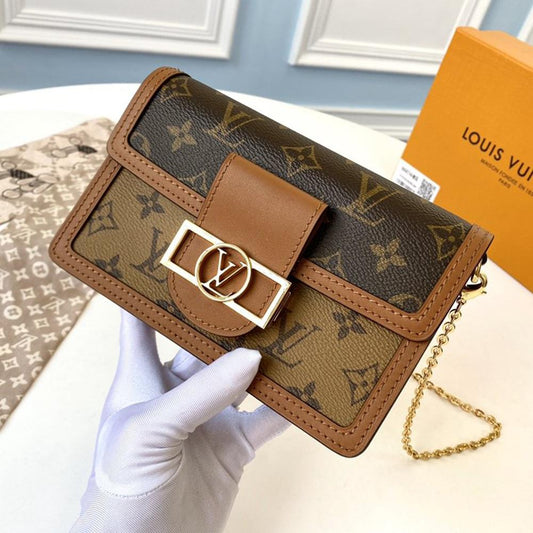 Louis Vuitton DAUPHINE CHAIN WALLET