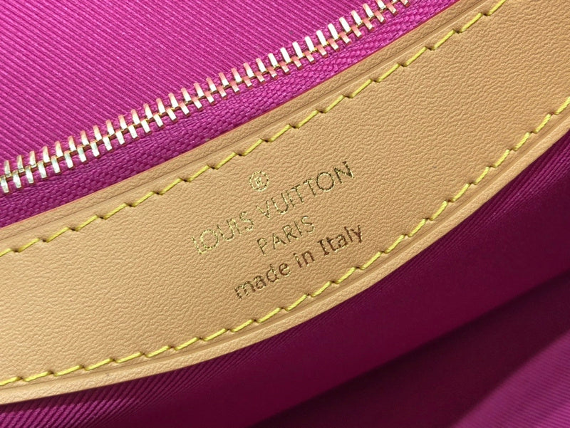 Bags Attire Louis Vuitton bags - 2465