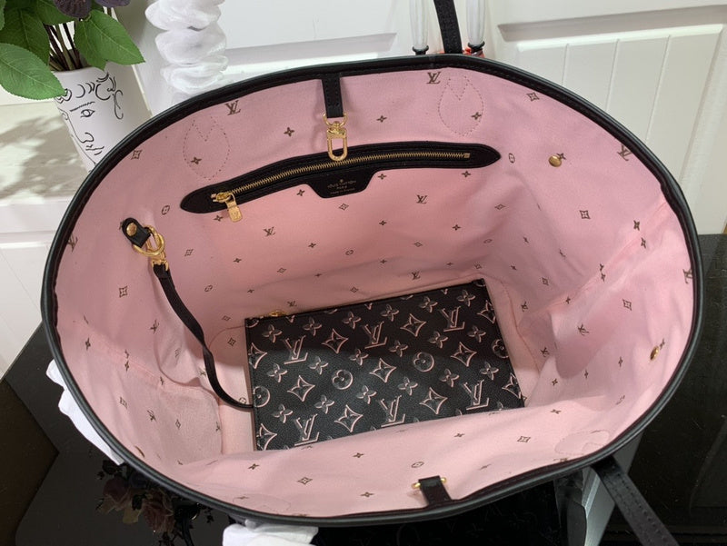 Bags Attire Louis Vuitton bags - 2452
