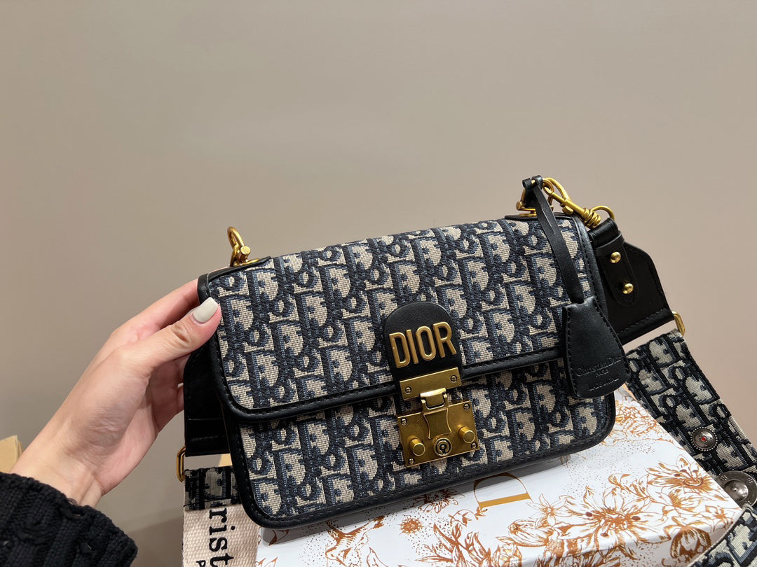 EN - Luxury Bags Christian Dior 364