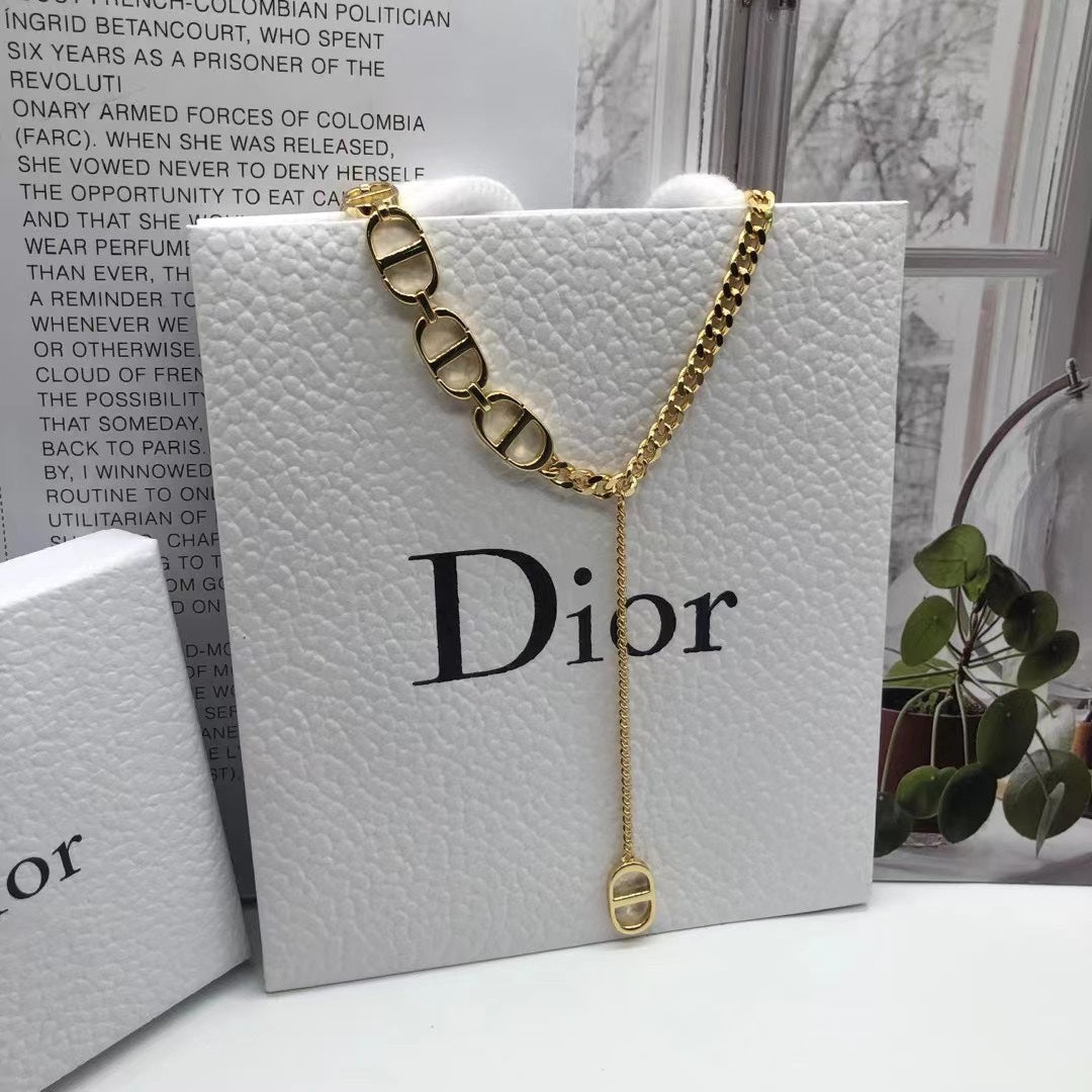 EN - Lux Necklace Christian Dior007