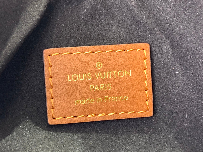 Bags Attire Louis Vuitton bags - 2467