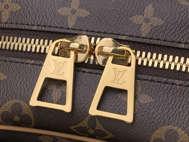 Bags Attire Louis Vuitton bags - 2504