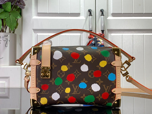 Bags Attire Louis Vuitton bags - 2483