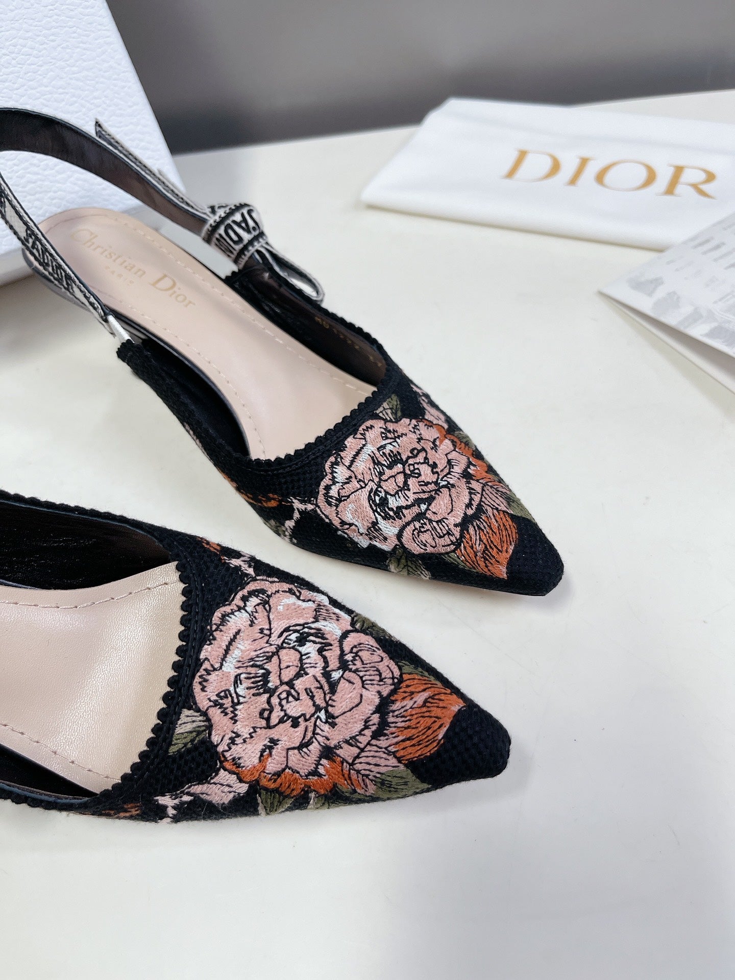 New Christian Dior HIGH HEELS 018