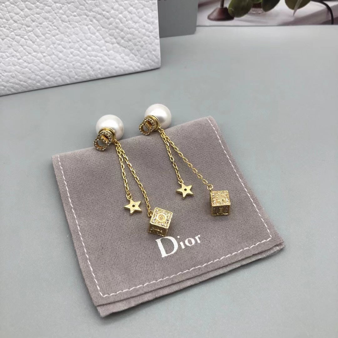 EN - Lux Earring Christian Dior 041