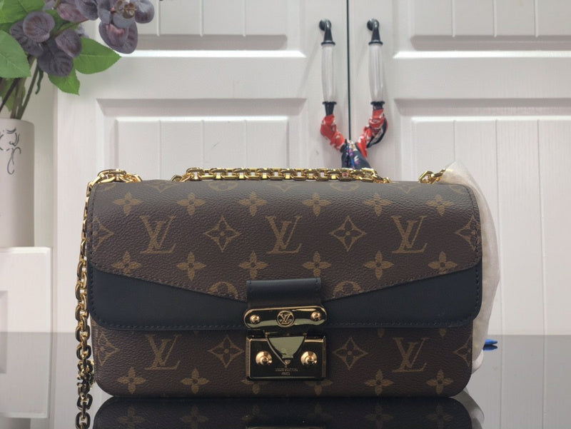 Bags Attire Louis Vuitton bags - 2456