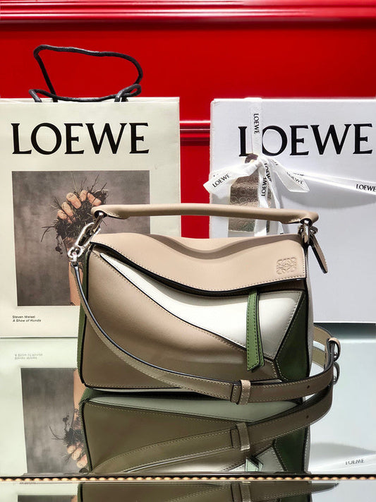 Bags Attire - Loewe Bags - 863