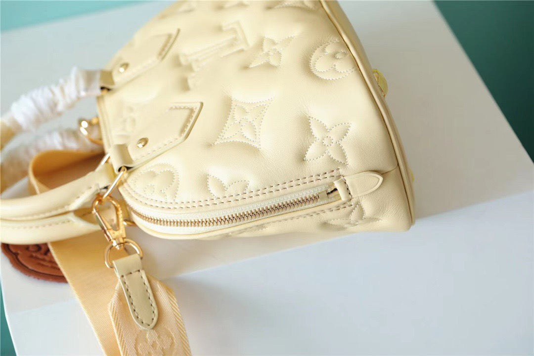 LV Alma BB Banana Yellow For Women, Shoulder And Crossbody Bags 9.6in/25cm LV M59821