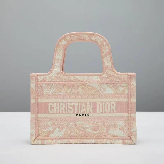 Luxury Handbags Christian Dior 270