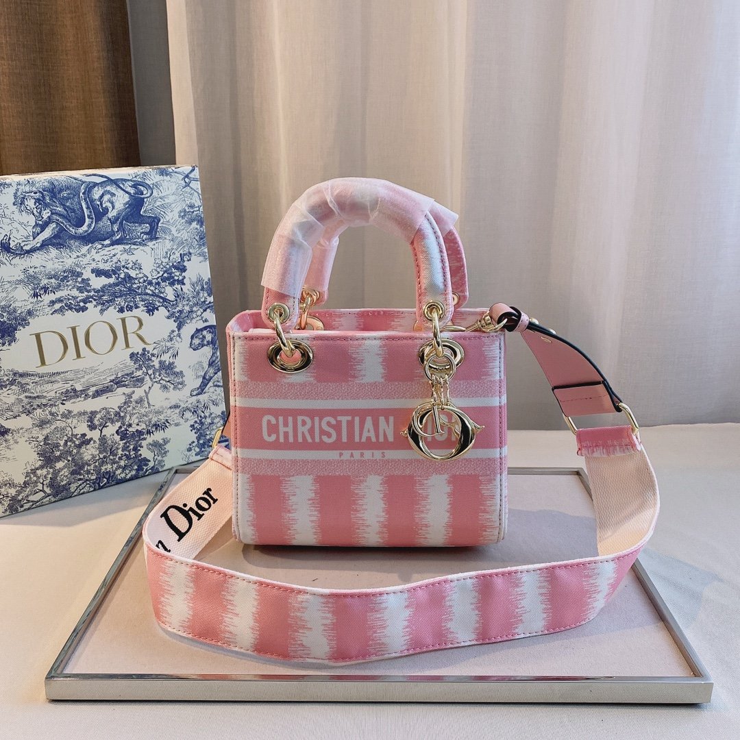 MO - Top Quality Bags Christian Dior 200