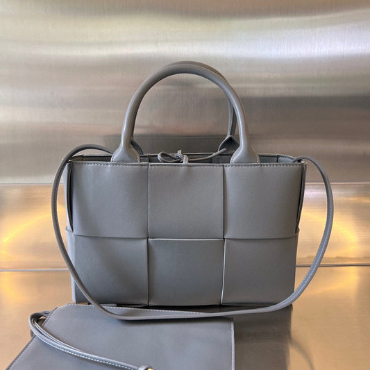 Bags Attire - Bottega Veneta Bags - 736