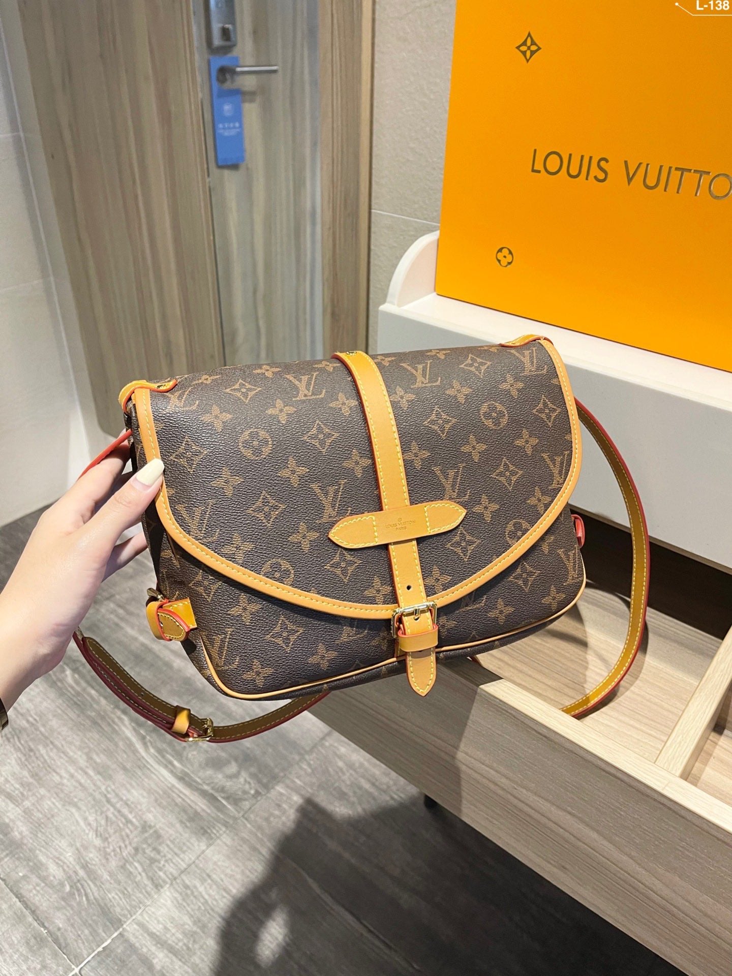 Designer Handbags Louis Vuitton 514