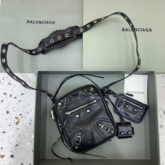 Bags Attire - Balenciaga Bags - 856