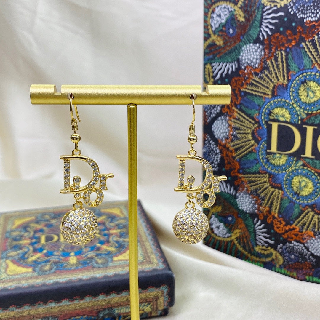 EN - Lux Earring Christian Dior 003