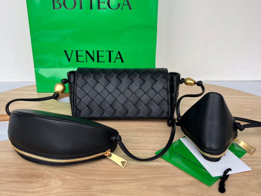 Bags Attire - Bottega Veneta Bags - 1358