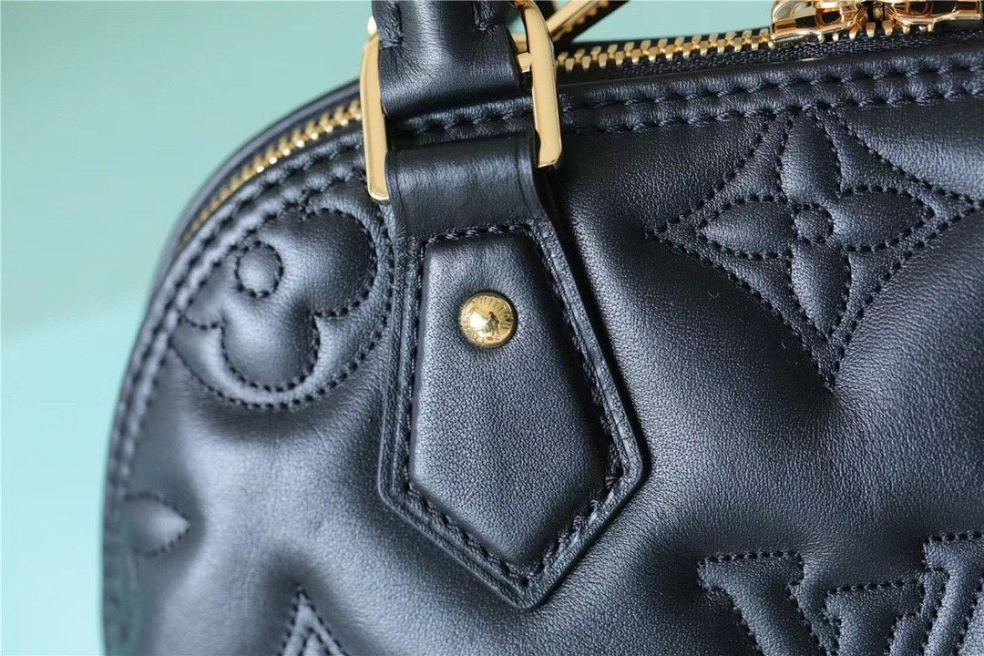 LV Alma BB Bag Handbags, Shoulder and Cross Body Bags For Women In Black 9.6in/25cm LV M59793
