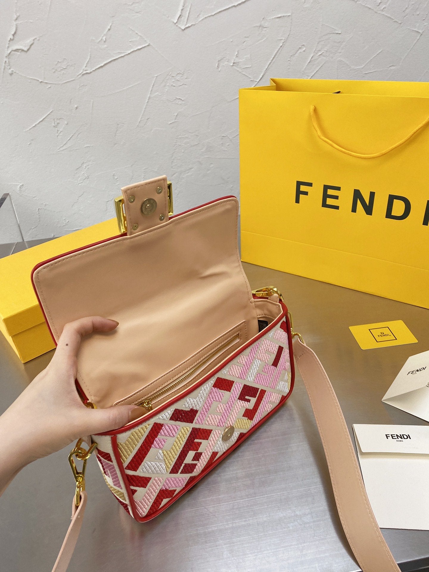 NEW Arrival Bags Fendi 119