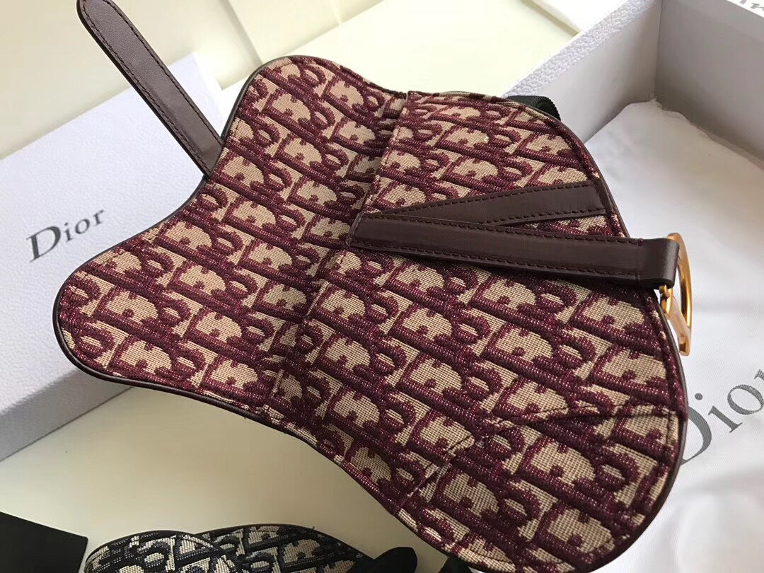 Dior Saddle Belt Bag In Bordeaux Oblique Canvas