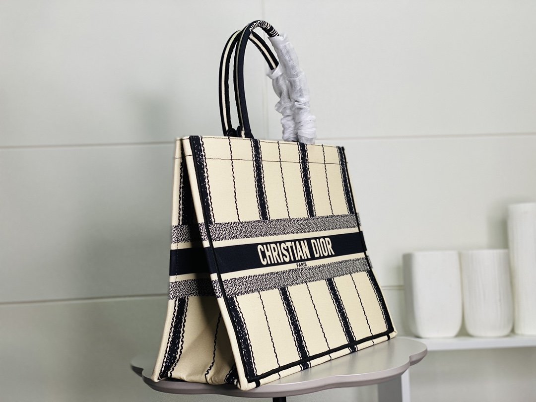 EN - New Arrival Bags Christian Dior 117