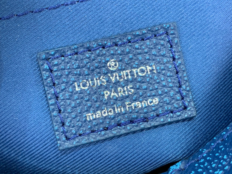 Bags Attire Louis Vuitton bags - 2460